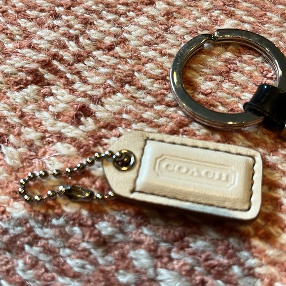 Coach keychains - Picture 3 of 3
